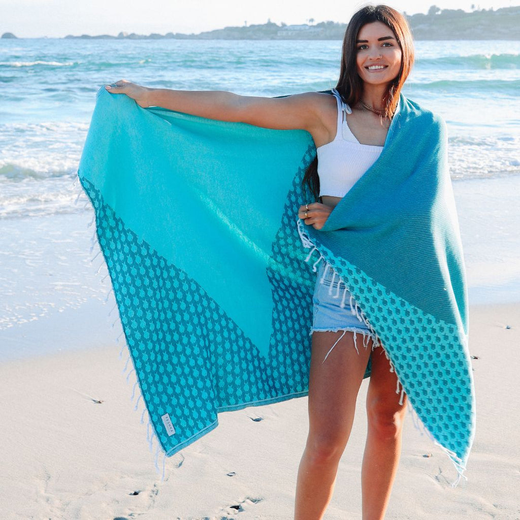 Big Fish - Organic Turkish Cotton Beach Towel | Feshka