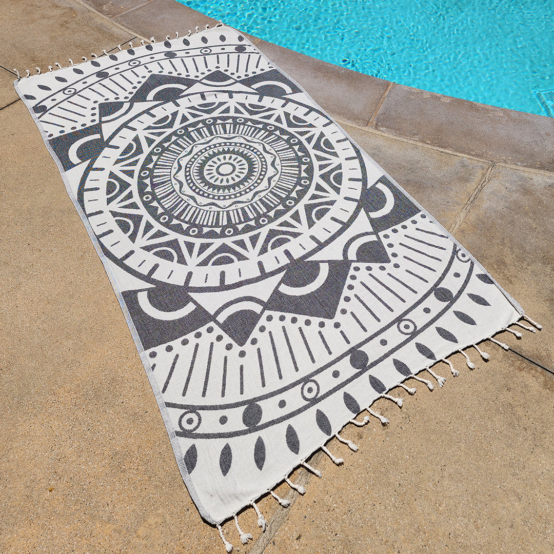 Wanderer - Organic Turkish Cotton Beach Towel | Feshka