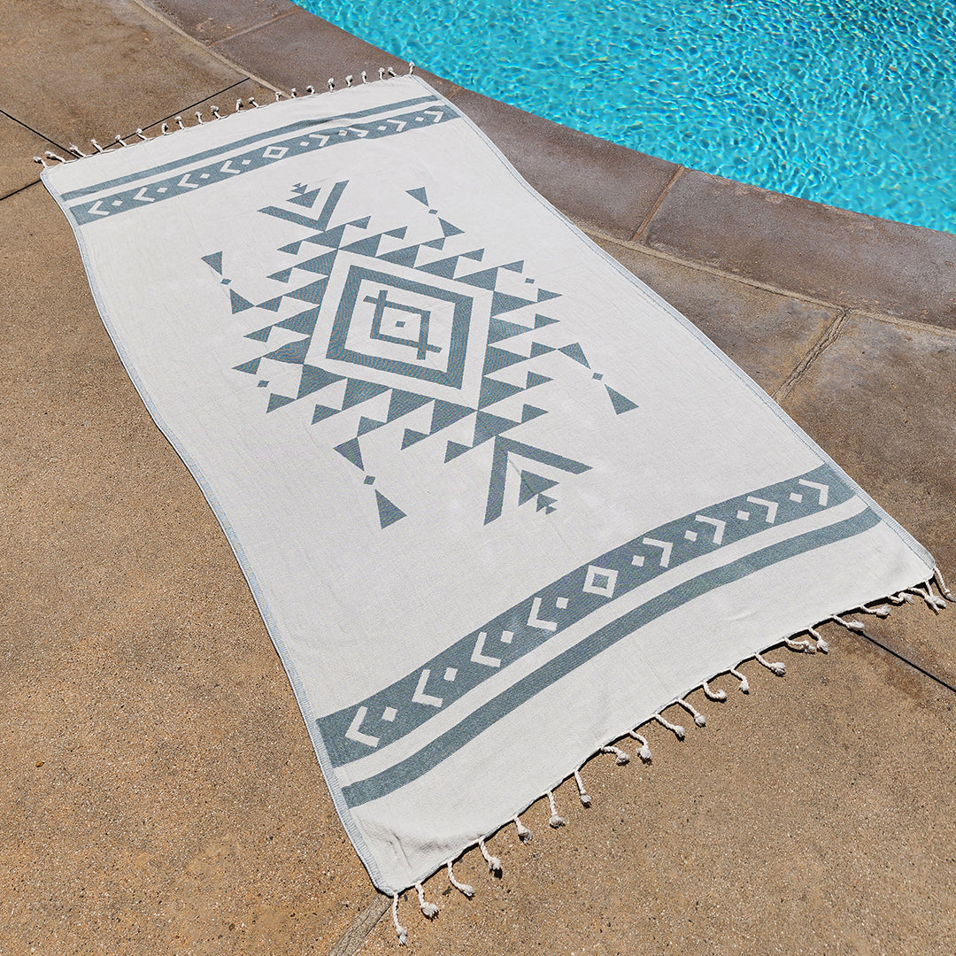 Aztec - Organic Turkish Cotton Beach Towel | Feshka